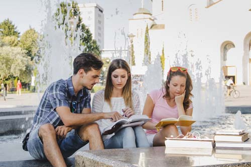 Cultura y conciencia histórica en aspirantes y estudiantes de Licenciatura en Historia: una comparación